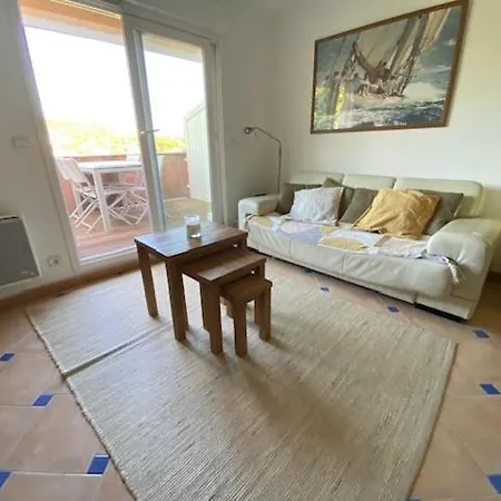 Beautiful 3-rooms With Terrace Apartamento *